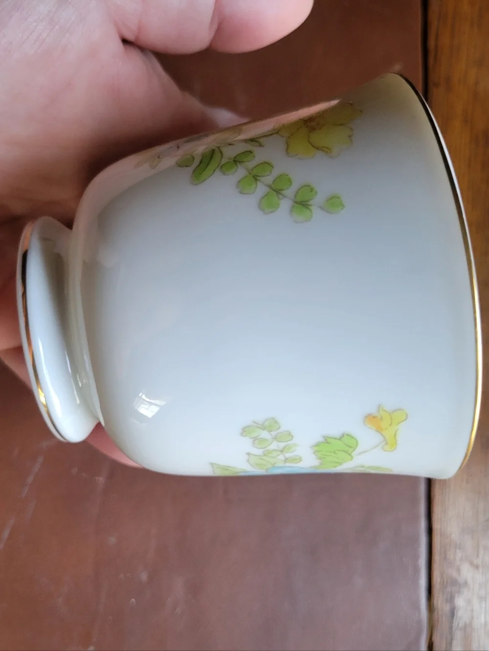 Ecko International Spring Bouquet Teacup